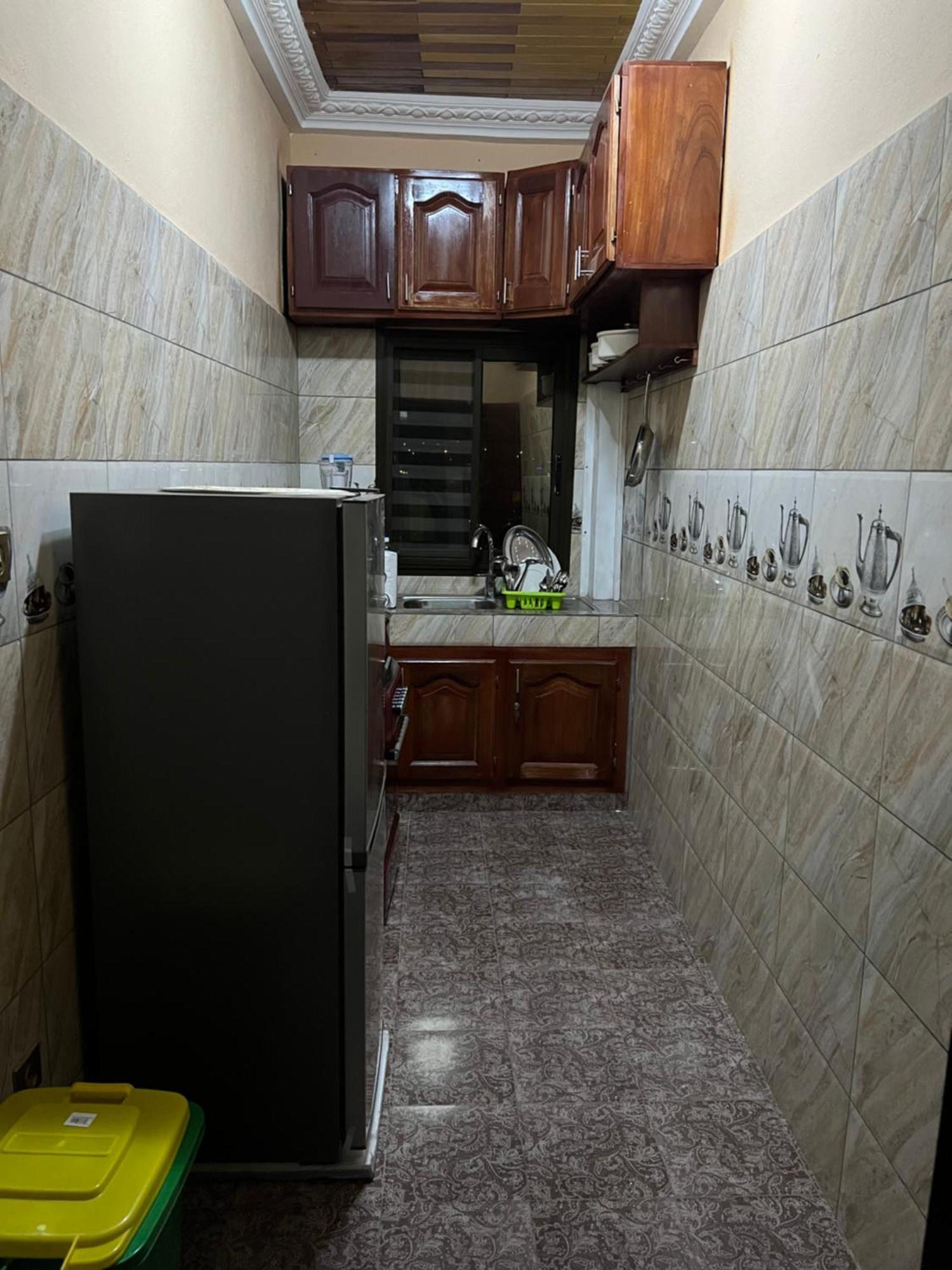 Residence Timo Yaoundé Esterno foto