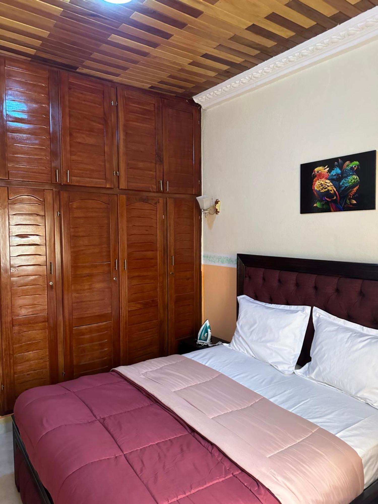 Residence Timo Yaoundé Esterno foto